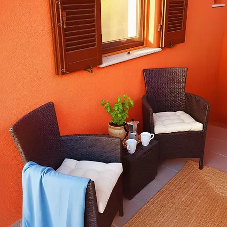 Piccola - Small * Porto Valtravaglia